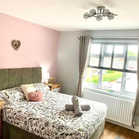 Poppy'S Place Llandudno Junction Exteriör bild